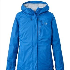 Blue L.L. Bean Raincoat! Women’s size medium